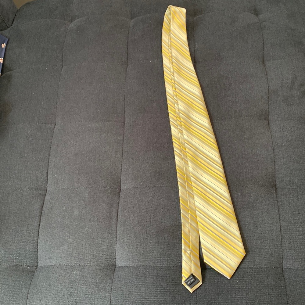 Mens tie